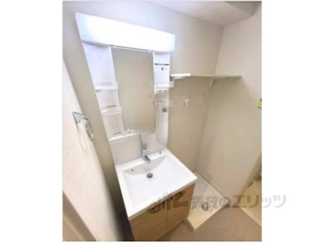 洗面所　同系統参考写真