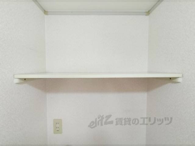 洗濯機置場　棚