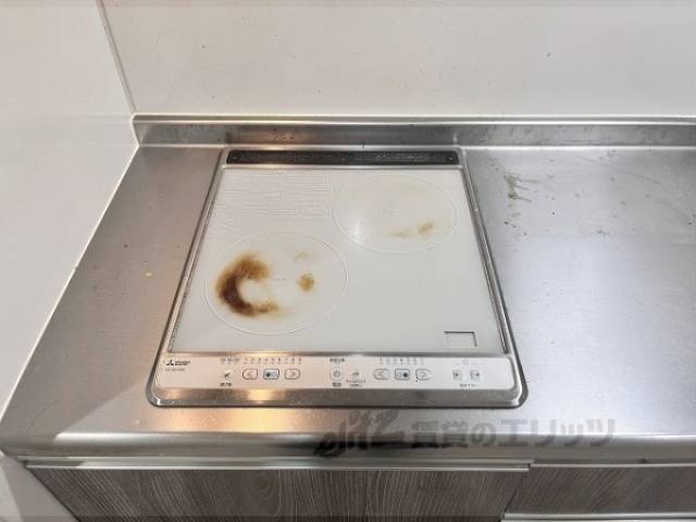 キッチン　コンロ