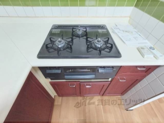 キッチン　コンロ