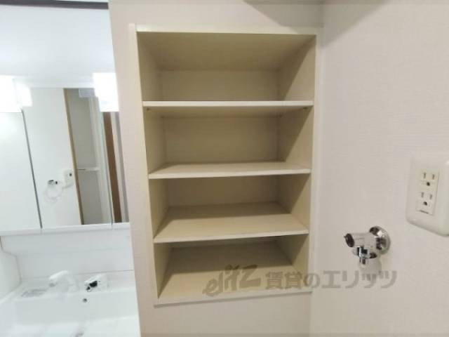 洗濯機置場　棚