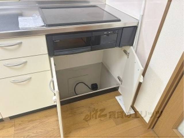 キッチン　下部収納
