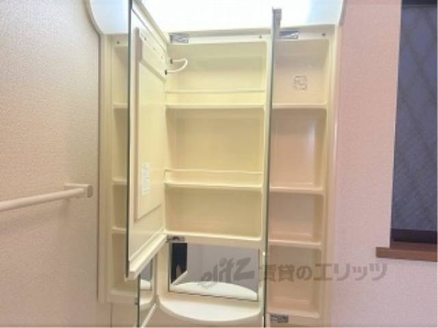 洗面所　収納