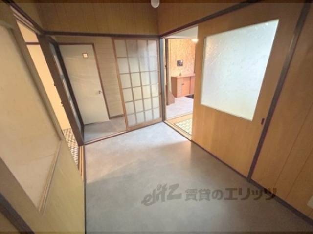 洋室　1階3.25帖