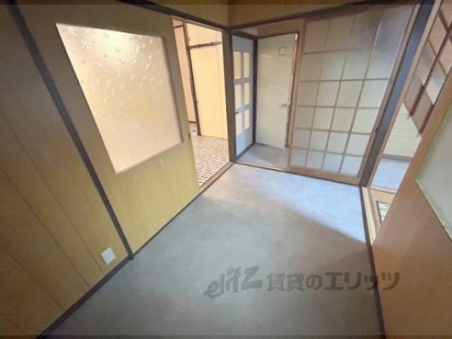 洋室　1階3.25帖
