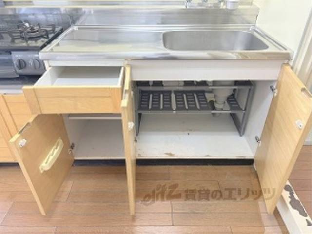 キッチン　下部収納