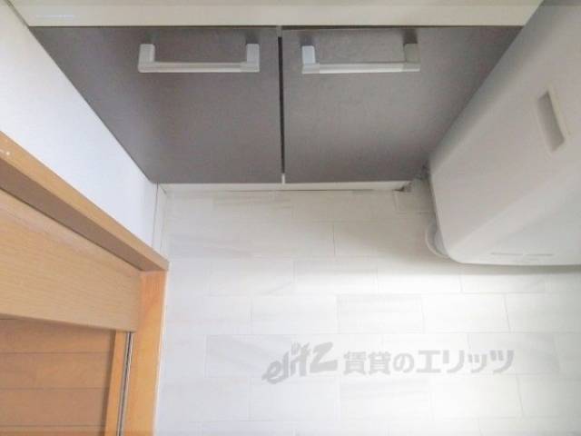 洗面所　下部収納