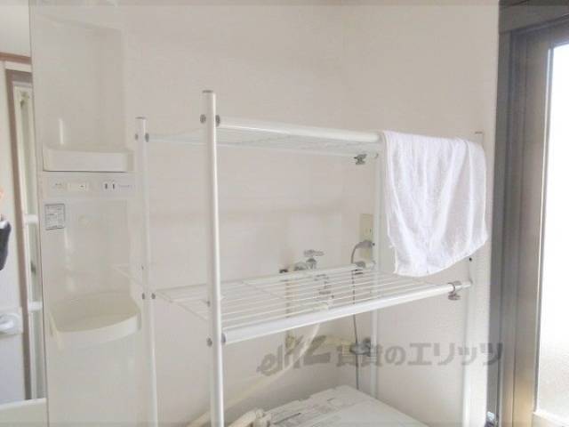 洗濯機置場　上部棚