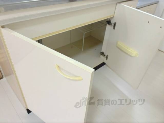 キッチン　収納