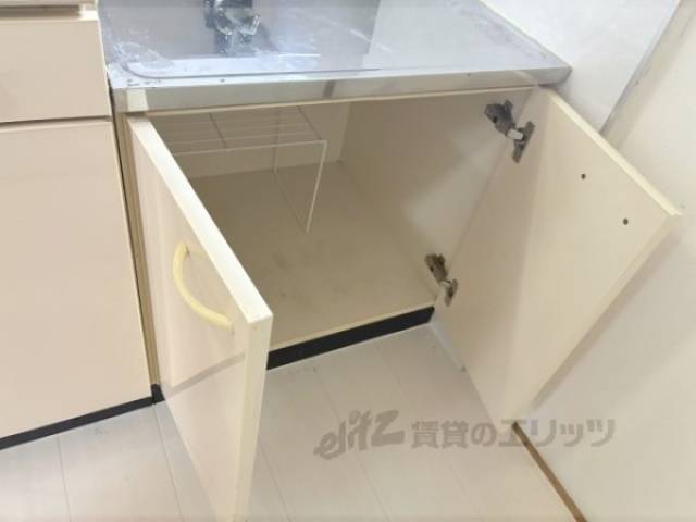 キッチン　収納