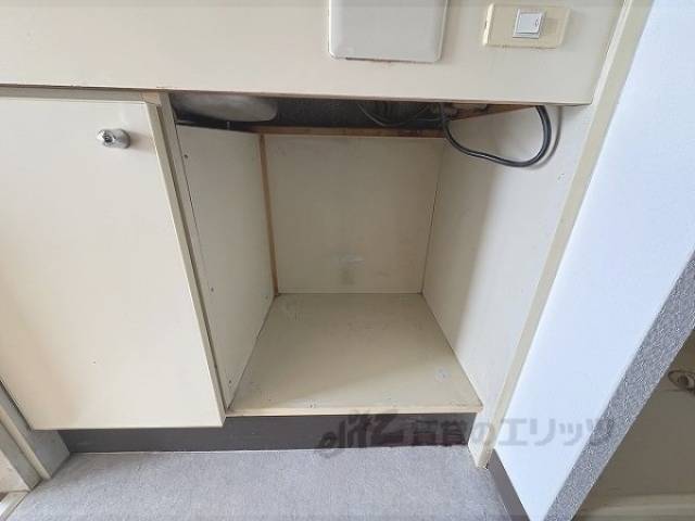 キッチン　キッチン収納