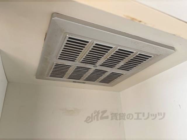 キッチン　換気扇