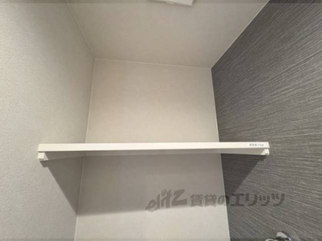 トイレ　トイレ収納