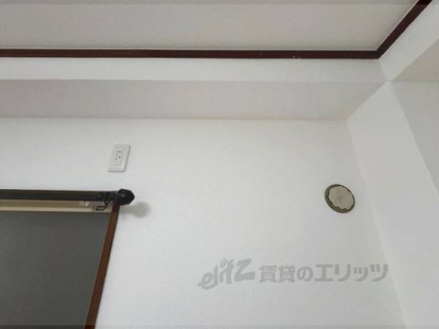 エアコン　設置場所