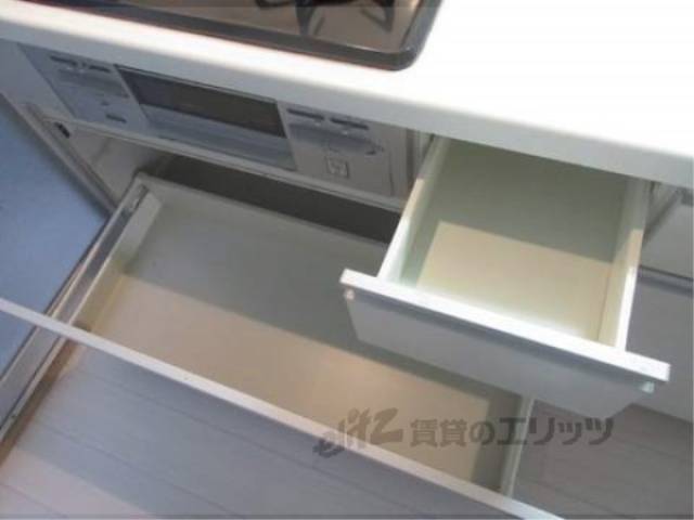 キッチン　収納