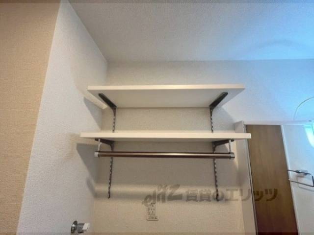 洗面所　物置き