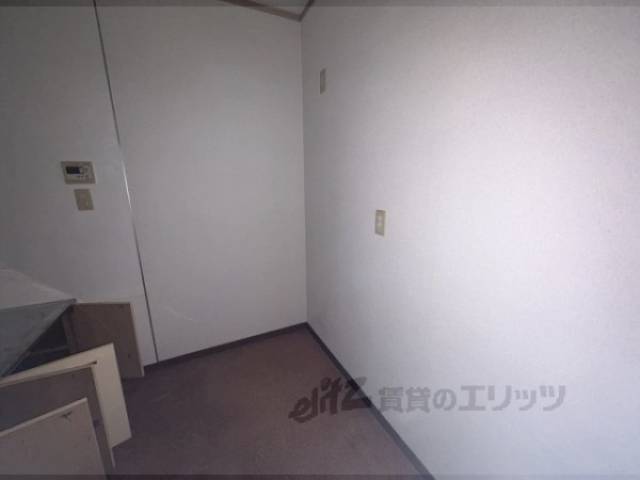 冷蔵庫置場