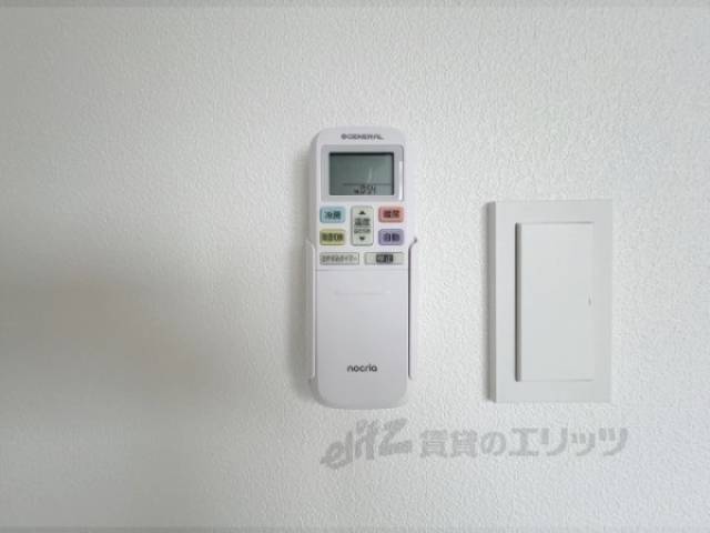 エアコンリモコン