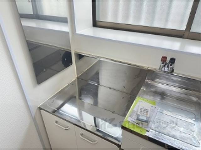キッチン　コンロ置き場