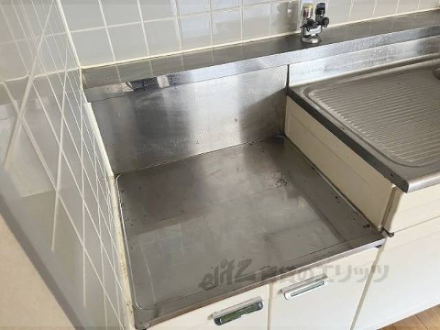 キッチン　コンロ置場