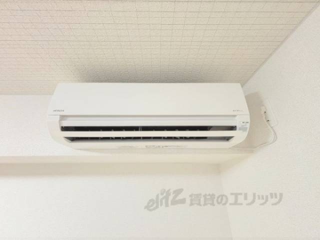 エアコン　リビング