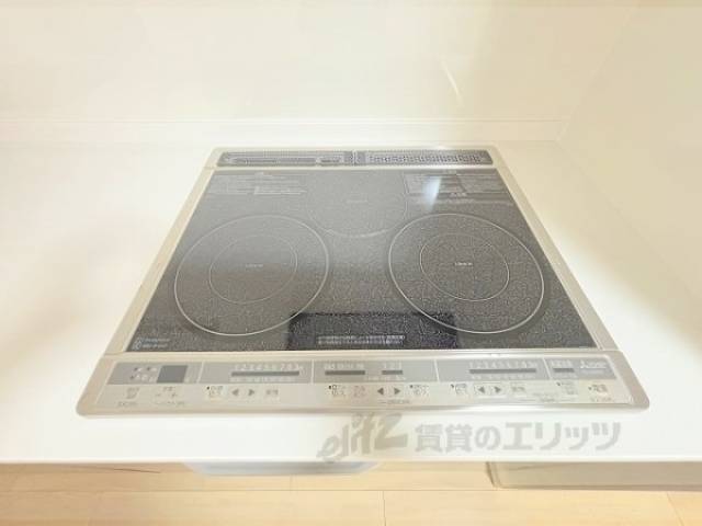キッチン　ＩＨ　3口