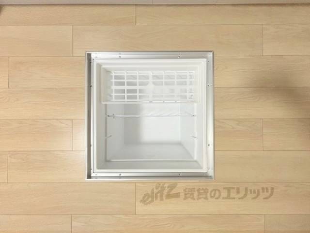 床下収納　キッチン
