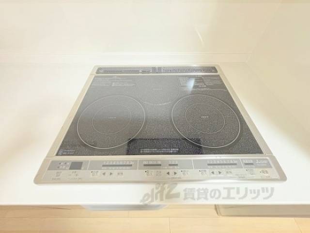 キッチン　ＩＨ　3口