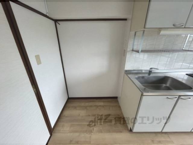 冷蔵庫置場