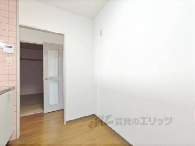 冷蔵庫置場