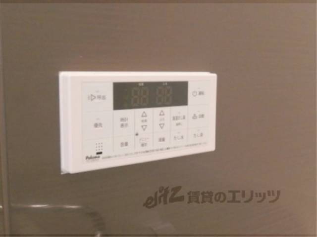 風呂　給湯器リモコン