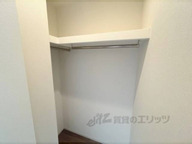 収納　ウォークインクローゼット