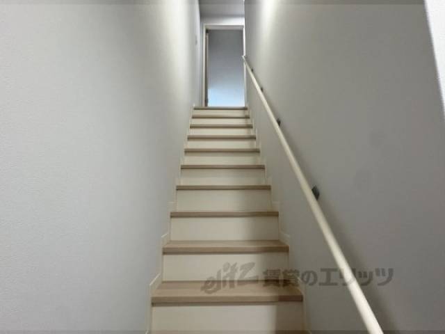廊下　階段