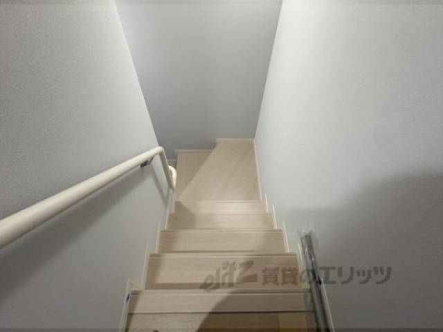 廊下　階段