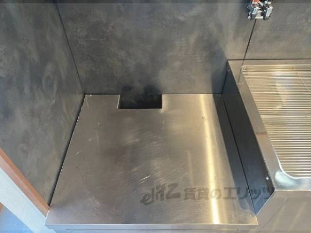 キッチン　コンロ置き場