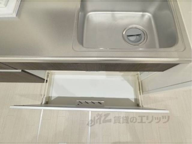 キッチン　下部収納