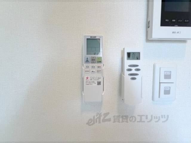 エアコンリモコン