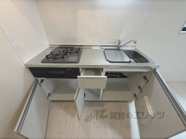 キッチン　下部収納