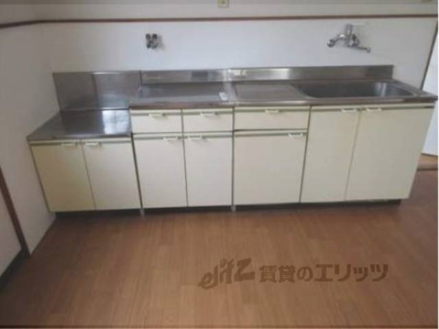 キッチン　収納