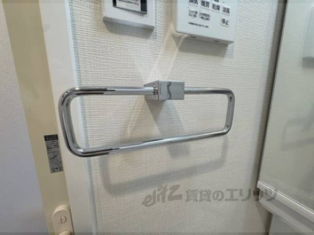 洗面所　タオル掛け