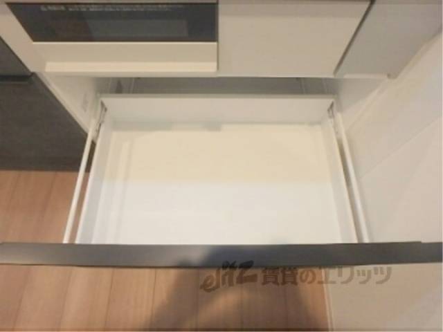 キッチン　収納下部