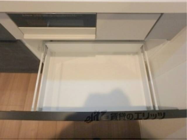 キッチン　収納下部