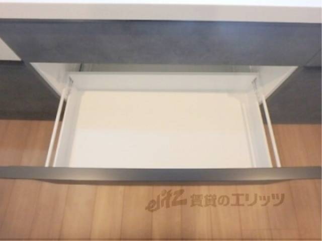 キッチン　収納下部