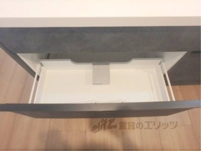 キッチン　収納下部