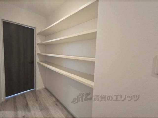 廊下　収納