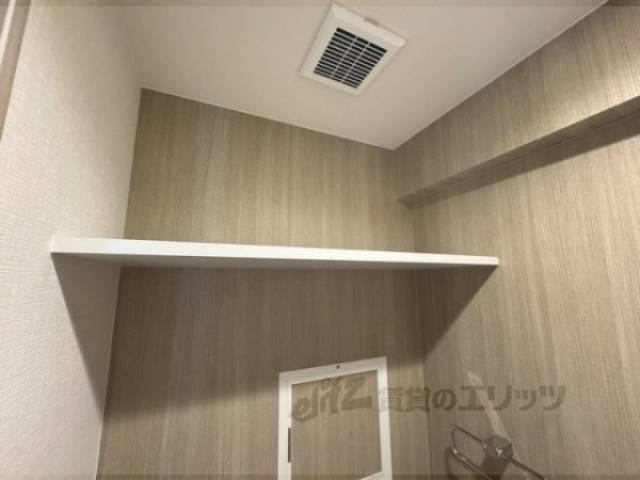 トイレ　物置