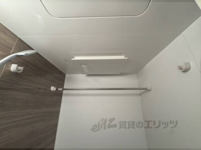 風呂　浴室物干し竿