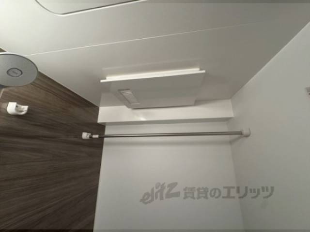 風呂　浴室物干し竿
