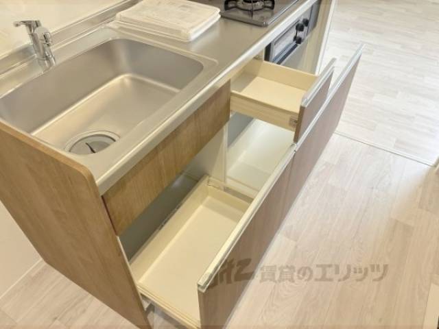 キッチン　収納