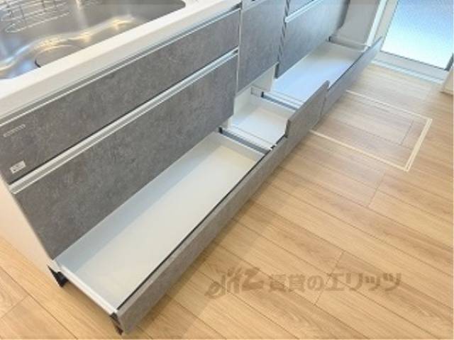キッチン　下部収納